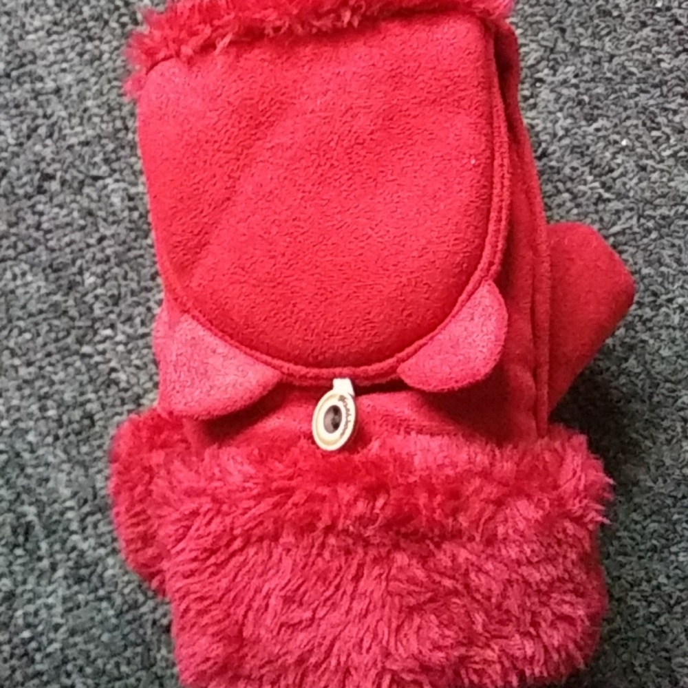 Gloves - Picture 3 of 3